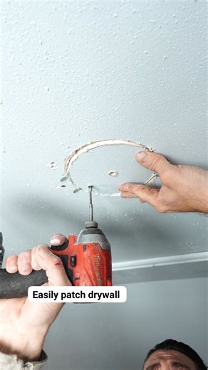 753K views · 522 reactions | Easily patch drywall with these cool clips #HomeImprovement #contractor #builder #construction | The Truth | Facebook