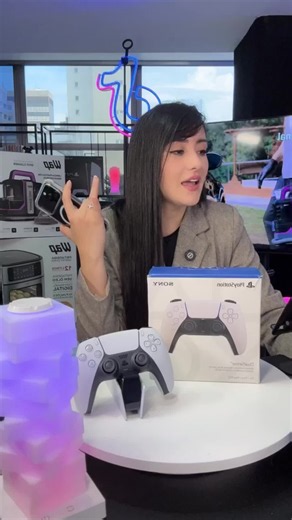 Sony Console PlayStation 5 Slim Edição Digital com SSD de 1TB e Controle Sem Fio