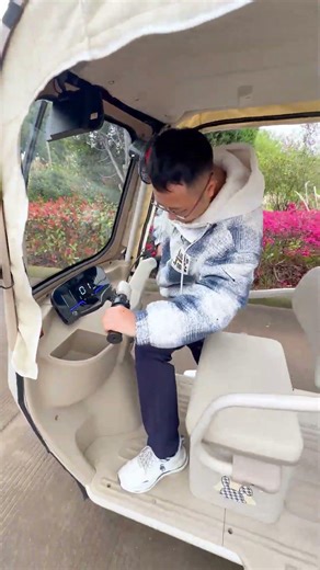 Bubushine tricycle: Smooth and steady.