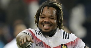 Insolite. « C’est coquin » : quand le rugbyman Mathieu Bastareaud s’essaie à Paris-Roubaix