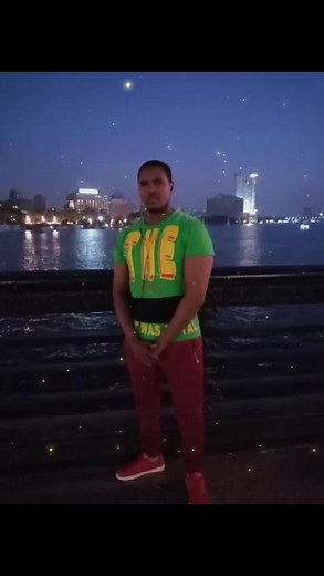 miami (@nazermiami)’s videos with Hayatak Fi Sora - Mohamed Hamaki