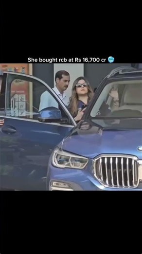 🙄Anannya birla ☺️but rcb team 16700 crores approximately 💕