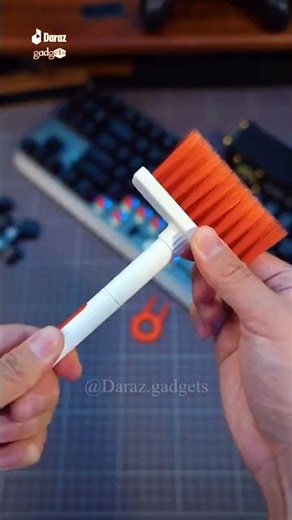 Keyboard Cleaning Brush / Multi-Purpose Keyboard Cleaner