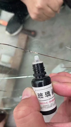 Easy-to-Use Windshield Repair Kit for Quick Car Fixes