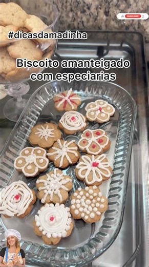 🍪 Esses biscoitos não deformam na hora de assar! Perfeito pra decorar