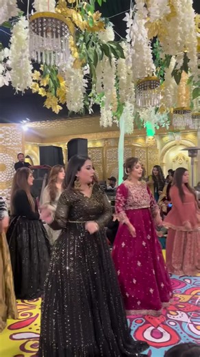 Limited-Time Discount for Female Photography Services