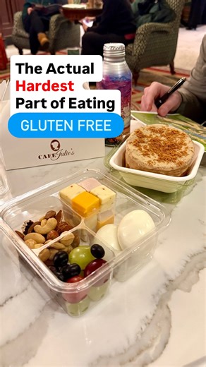 Casey Cromwell | Gluten Free Celiac Foodie on Instagram: "Who else has been praised for your “discipline”…when going gluten free for celiac really isn’t a choice? 🙋‍♀️🤦‍♀️ And I wish MORE people realized 👇 ❌ Celiac disease is an autoimmune disease that can cause cancer, brain damage (gluten ataxia), and 200+ symptoms if we aren’t gluten free. 💊 A gluten free diet is our form of MEDICINE! 🤷‍♀️ Besides the long-term risks, celiac also makes many of feel MISERABLE if we do actually eat gluten.