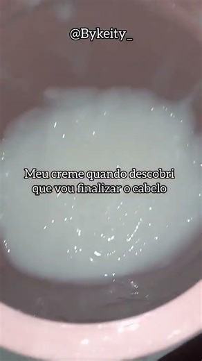 é assim mesmo 😜 #explore #cachos #produtos #cacheadas