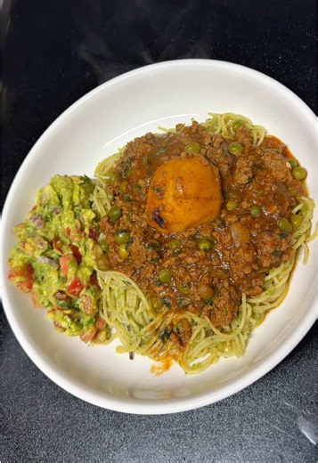 Let me teach you how to cook tasty spaghetti my way with simple ingredients. #cookwithme #cookingathometiktoktv #foodlover #homemade #designbyfaith