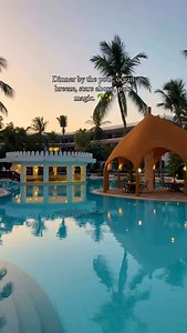 Dinner by the pool at Southern Palm Beach Resort, the ocean breeze...