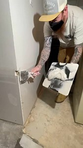 1.4M views · 6.5K reactions | Flood Repair Job with LEVEL5 Tools + Fibafuse  "This is a repair job after a flood damage, the place is full of contents and it’s a pretty tight squeeze...I use Fibafuse on all my flats, corners I still use paper tape just because I find Fibafuse can rip easy from the edge of a knife"  @Kruger Construction What kind of tape do YOU use? | LEVEL5 Tools | Facebook