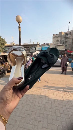 ladies Footwear Most beautiful 0331-2699012 Fancy Step Shop #1 ,2 ,30 & 31 Jama mall Karachi #aishavlogs ​ #fancyfootwear​ #jamamall​ #rabiulawwalsale​ #1500mai2chapal | Aisha Ghori