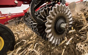 Sunflower Tillage Blades: Tested, Tough, Top-Performing - AGCO FarmLife