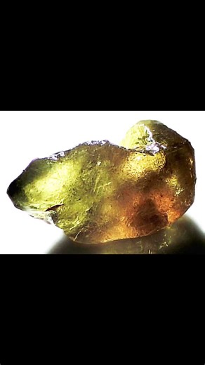 Mad Magpie Rough Gems on Instagram: "5.65 carats Beautiful Alexandrite Effect Green Color Change Garnet from Taita, Kenya Clean Facet Rough 13.0 x 8.4 x 6.9 mm Lovely Color And Clarity. Highly Sought After Color Change Variety. Often Mistaken for Alexandrite. USD$200 ‎* POSTAGE &PAYMENT POLICY * ‎ ‎**Updated Nov 17** ‎ ‎Shipping; ‎ ‎For All Destinations - $65 UPS for parcels with a value over US$300. Cheaper Parcels can be sent with normal post $18.50 ‎ ‎Normal postage from Kenya has resumed to 