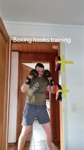 Boxing hooks training
