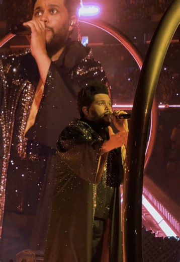 #hurryuptomorrow #afterhourstildawnstadiumtour #theweeknd #chicago #xyzbca @The Weeknd