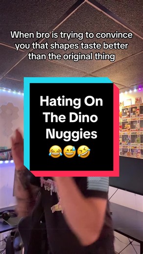 Not everyone has that preference… especially this guy 😂😅🤣 #fypシ #funny #chicken #dinosaur #shape