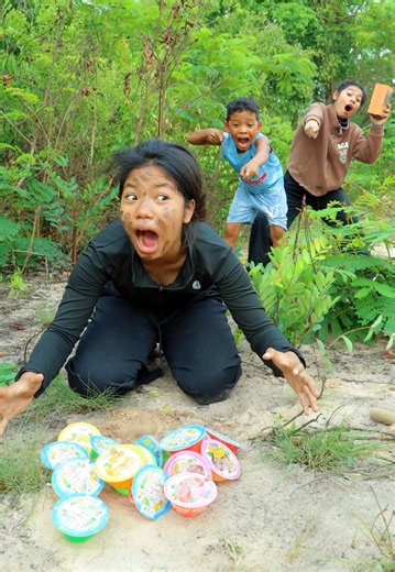Forest Survival Skills: Smart Ideas with a Single Mom