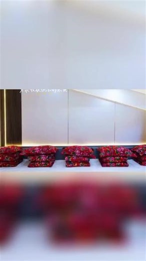 家人们，映雪暖居宝藏酒店来袭！大床房原价498，现326，距二浪河度假区仅166米，性价比超高，打工人闭眼冲！ （热门日期或节假日可能存在加价情况，详细信息可见商品详情页说明）#云南旅行民宿 #民宿旅游 #集装箱改造 #去想去的地方 #出游好景点