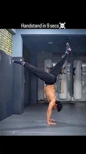 Easy Handstand Tutorial 💯📈 #calisthenics #tutorial #handstand #yoga #tips #workout #mobility #gym