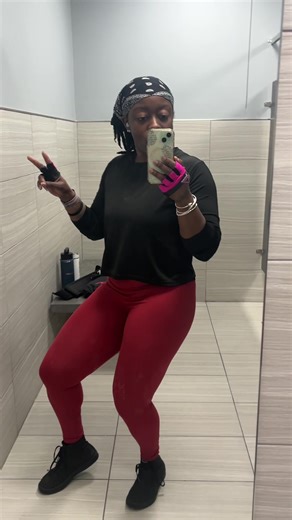 Still late but earlier than yesterday🙌🏾! The volume🥴....I wish y'all could understand the amount of reps and sets I do especially on leg day😮‍💨. Not to mention, I didn't even get to my last exercise after being in the gym for almost 2 hours 😫! I need an express version 😅 OAN....bundle up and move your body! Something is always better than nothing! #gymtok #musclemommy #blacktiktok #gymgirlies #legday