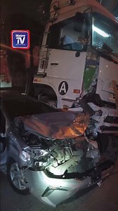 7 terselamat treler rempuh pondok tol, 2 kereta