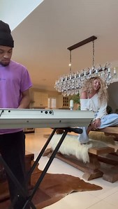 🐌🐼 | Jesy Nelson