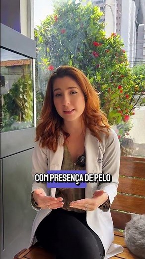 Seu gato vomita bola de pelo com frequência? Cuidado, isso não é normal! 🐈⚠️✨