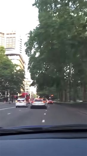 Ferrari 812 Novitec Loud Revving Experience in London