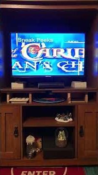 Sneak Peeks Menu from Touchstone DVDs from the early 2006