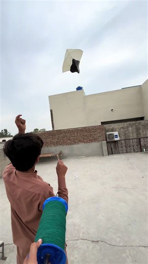 Full vlog on youtube Hamza shah vlogs#kite #kites #kiteflying #fyp #viral