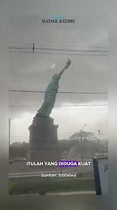 Detik-Detik Replika Patung Liberty di Brazil Ambruk Diterjang Badai Dahsyat