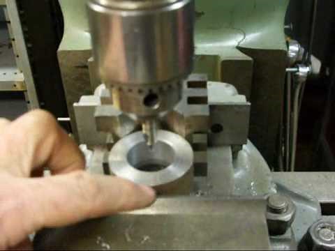 THE BRIDGEPORT MILL part 4 Drilling a Bolt Circle tubalcain
