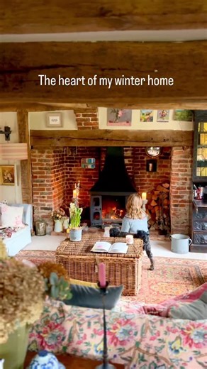 Rebecca Lovatt on Instagram: "The heart of my winter home. It’s quite simple: heat! Sitting by the fire after a long, cold walk, with the glorious feeling of tightening, tingling red cheeks, or snuggling next to La Aga and cooking something warm and comforting. Both sides of our central chimney make up the beating heart of our cottage in winter. Add in the scent of hyacinths and wood smoke for serious cosiness, mingled with an undertone of wet dog (throw in a pheasant chase through rabbit inhabi
