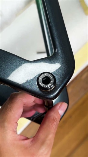 Bringing It To Life!Installing derailleur hanger and axle.#icancycling #a9