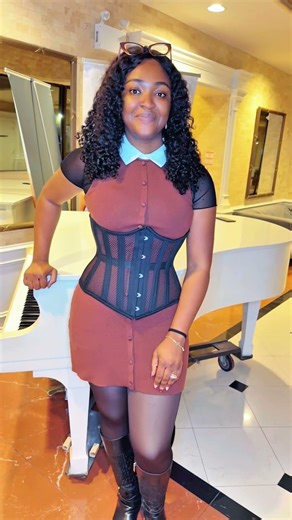 Custom made corsets. Mesh by curvifyme