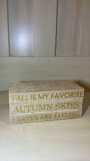 Burlap Neutral Fall Book Stack Dollar Tree DIY #falldiy #CraftyBeach #dollartreediy | Crafty Beach