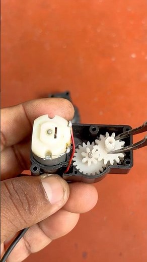 Toy Rock Crawler Steering Servo assembly #toyrockcrawlersteeringservorepair