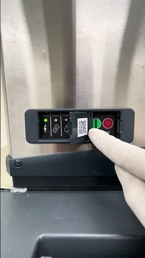 Scotsman FS0822A-1B Prodigy Plus FLAKER MOD AC 800LB Ice Maker Machine w/Ice Bin Seri#22081320010939