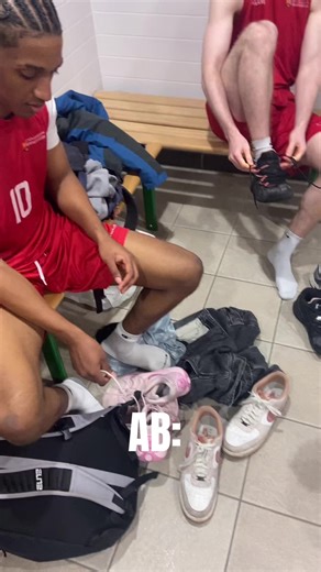 How many points you scoring today with UoB basketball 🔥 #fyp#uob #birmingham #basketball #bucs