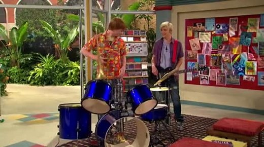 Austin & Ally - S 1 E 3 - Secrets & Songbooks