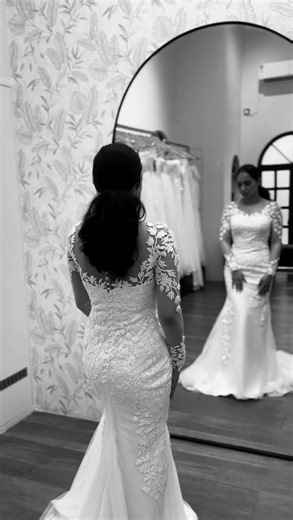 d’Aisle Bridals | A simple and elegant mermaid gown with full sleeves, beautifully detailed with delicate lace work. Our beautiful bride Shalin shines in her... | Instagram