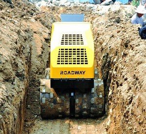 [Hot Item] Remote Control Trench Roller Compactors Hand Guide Roller Vibration Soil Road Roller