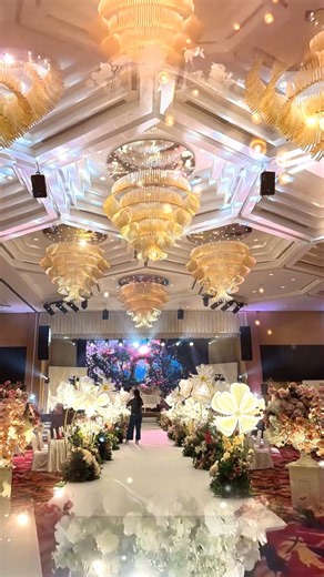 Where love stories come to life and fairytales begin ✨ At The Light Hotel Penang, your wedding is not just an event — it is the beginning of a beautiful forever. Step into a celebration where romance meets refined elegance, and every detail is thoughtfully curated to reflect your unique love story. From the graceful walk down the aisle to the final dance beneath sparkling lights, we create moments that linger in hearts long after the day is done. Whether you envision a grand Chinese banquet, a b