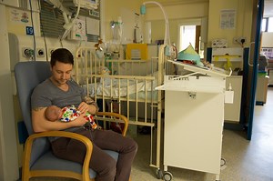 Parents who have a baby on the neonatal unit | Bliss