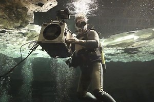 James Bond's Skyfall Movie Previews Some Epic Underwater Scenes