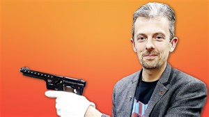 Firearms Expert Reacts To Necromunda: Hired Gun’s Guns