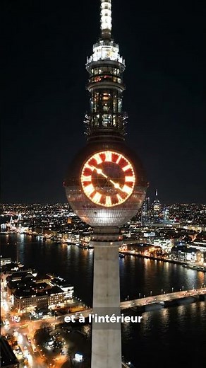 Saviez-vous que l’Allemagne possède une tour qui fonctionne comme une immense horloge ?