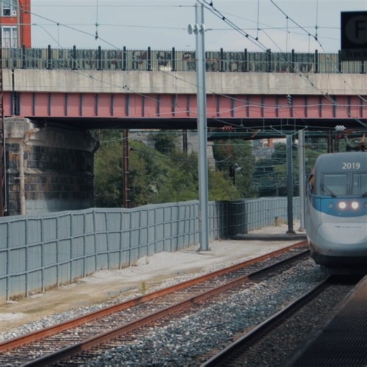 5.1K views · 237 reactions | When there's work to be done, let the train be your office! Amtrak offers spacious seats, free Wi-Fi, expansive tables and more, so every commute can be productive. Come see what your commute can be! #AmtrakHowTo | Amtrak | Facebook