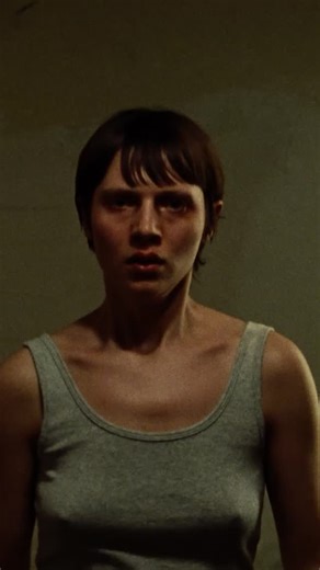 ALTER on Instagram: "When the greatest gift is leaving something bad behind 📦, but realizing certain demons can't be contained 🔪. Watch "Stains" by @josephburch on #ALTER. ⁠ ⁠ Link in bio 😈⁠ ⁠ More about "Stains":⁠ As Erin packs her old life into boxes to escape an abusive relationship, she overhears a violent attack in the apartment above that derails her night.⁠ ⁠ #horror #horrormovie #horrorstories #horrorshort #horrorclip #scaryvideo #scarymovie #alter #alteryoutube #horrorfestivals #scar